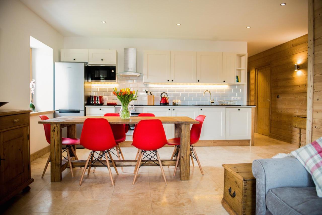 'Petite Ferme Les Bouts' Apartment, Sleeps 6, Nr Morzine La Cote d'Arbroz Dış mekan fotoğraf